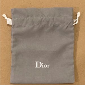 Dior pouch